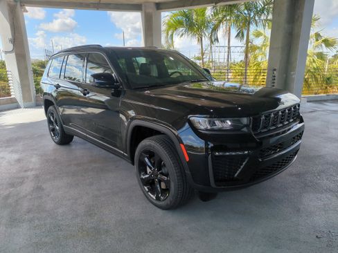 New 2026 Jeep Grand Cherokee L Limited image 2
