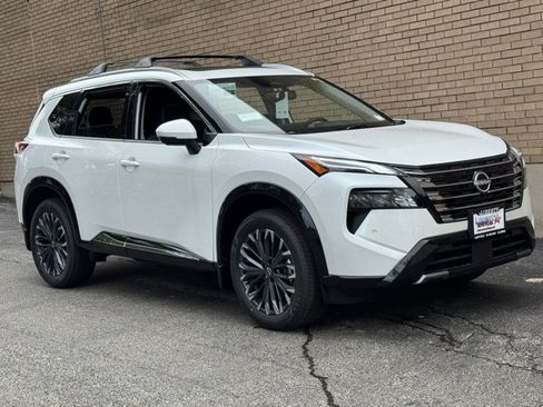 New 2026 Nissan Rogue Platinum AWD/4WD image 16