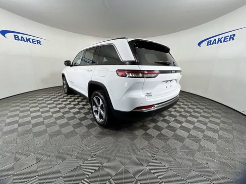 Used 2022 Jeep Grand Cherokee Limited 4xe AWD/4WD image 7