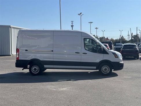 Used 2023 Ford Transit 250 Medium Roof AWD image 7