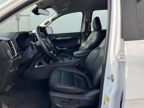 Used 2024 Ford Ranger Lariat w/ Trailer Tow Package image 7