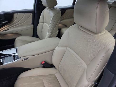 Used 2021 Lexus LS 500 AWD w/ Interior Upgrade Package image 11