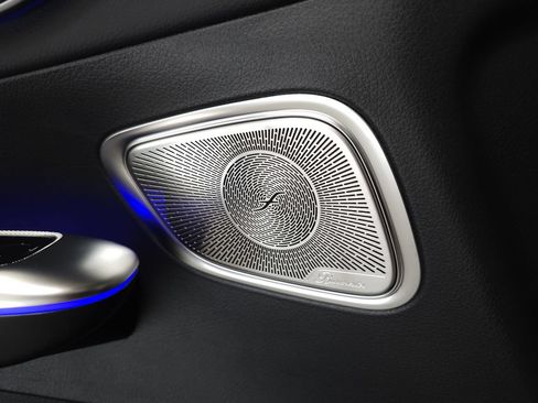 Certified 2026 Mercedes-Benz GLC 300 4MATIC image 7