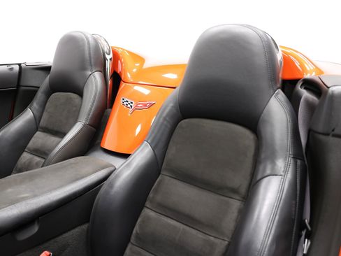 Used 2011 Chevrolet Corvette Grand Sport w/ Preferred Equipment Group image 16