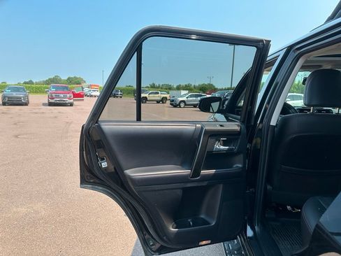 Used 2019 Toyota 4Runner TRD Pro AWD/4WD image 21