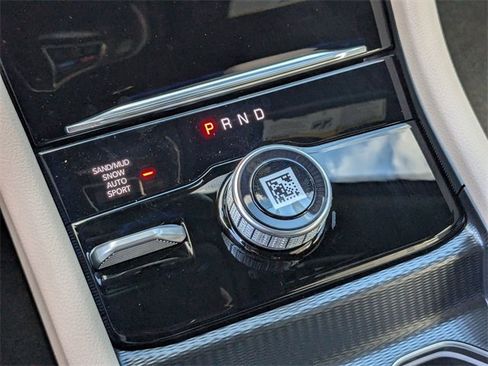 New 2025 Jeep Grand Cherokee Limited w/ Luxury Tech Group II image 24