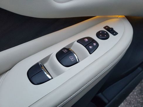 Used 2020 Nissan Murano Platinum image 23