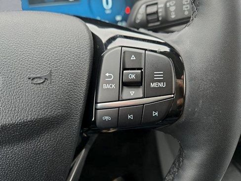 Certified 2023 Ford Escape Platinum AWD/4WD image 13