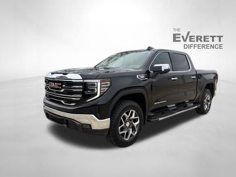 Used 2024 GMC Sierra 1500 SLT w/ SLT Premium Plus Package AWD/4WD image 3