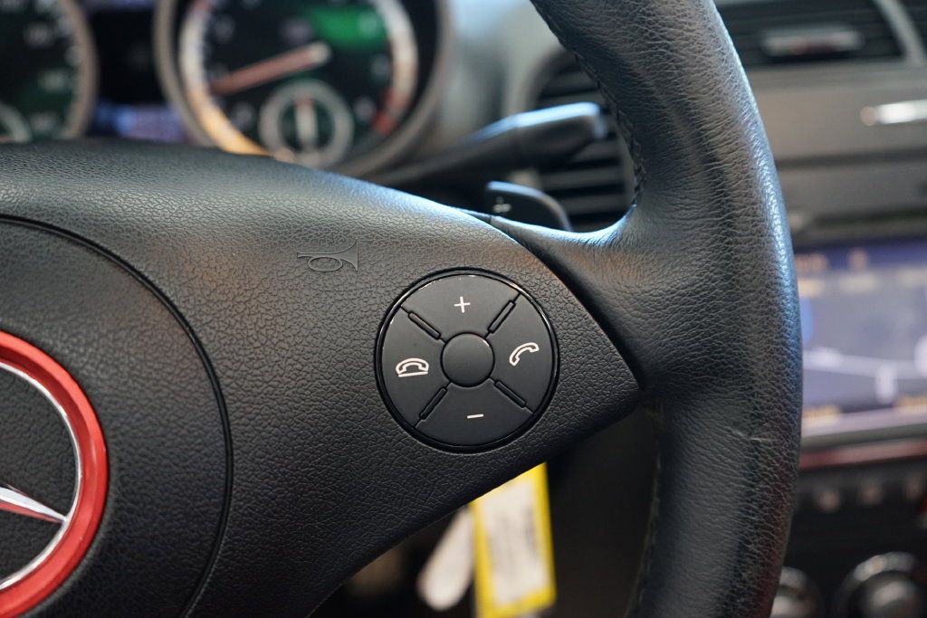 Used 2009 Mercedes-Benz SLK 300 image 33
