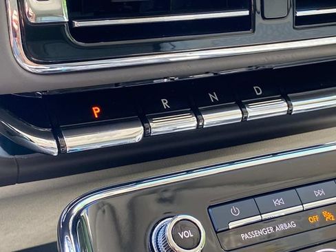 Used 2020 Lincoln Navigator Black Label w/ Cargo Convenience Package AWD/4WD image 30