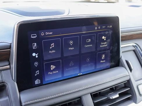 Certified 2023 Chevrolet Suburban Premier image 6