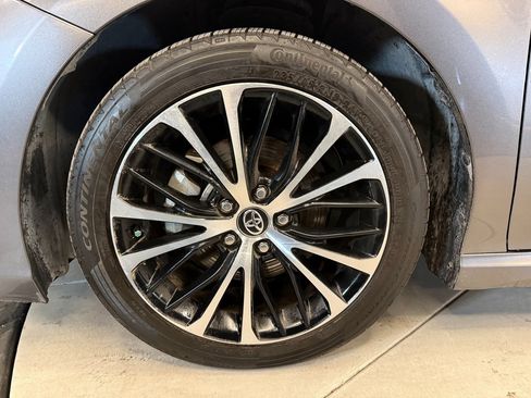 Used 2020 Toyota Camry SE image 22