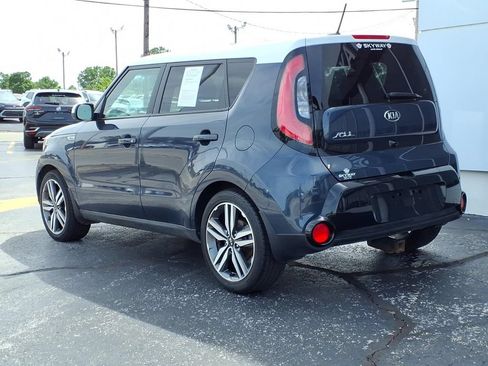 Used 2016 Kia Soul + w/ Audio Package FWD image 6