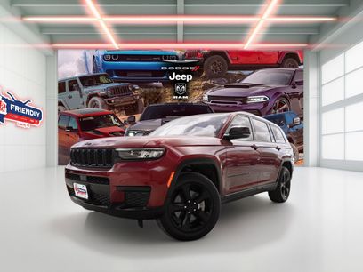 Used 2023 Jeep Grand Cherokee L Laredo