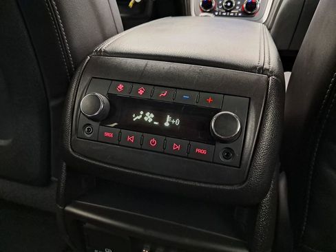 Used 2017 GMC Acadia Limited SLT image 23