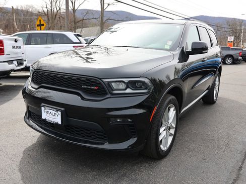 Used 2022 Dodge Durango GT image 3