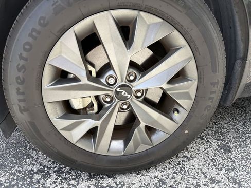 Used 2024 Kia Sportage SX FWD image 5