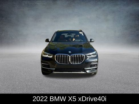 Used 2022 BMW X5 xDrive40i w/ Premium Package image 3