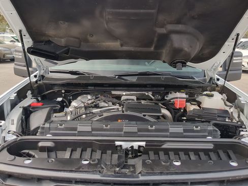 Used 2025 Chevrolet Silverado 2500 LT w/ Safety Package image 24