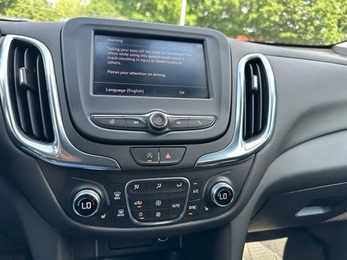 Used 2024 Chevrolet Equinox LT w/ LPO, Floor Liner Package AWD/4WD image 15
