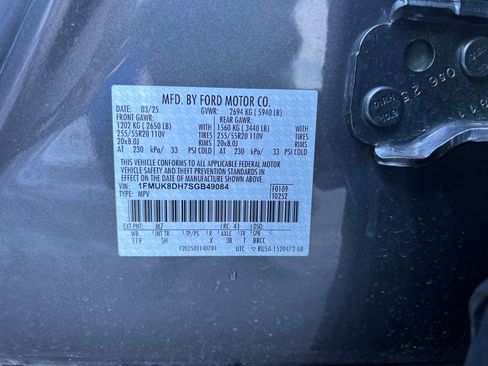 Certified 2025 Ford Explorer Active w/ Active Comfort Package image 29