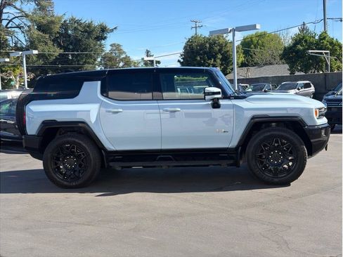 Used 2025 GMC Hummer EV 2X image 4