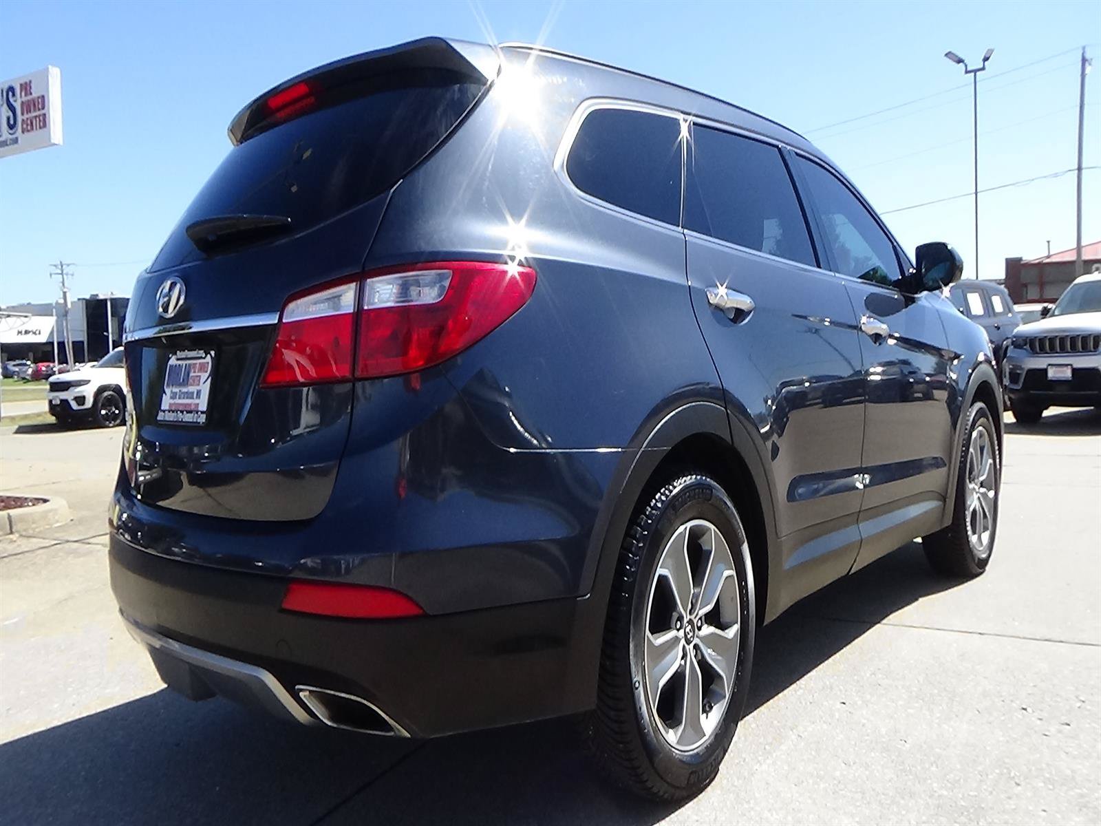Used 2016 Hyundai Santa Fe SE FWD image 6