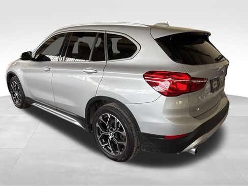 Used 2021 BMW X1 xDrive28i w/ Convenience Package AWD/4WD image 2