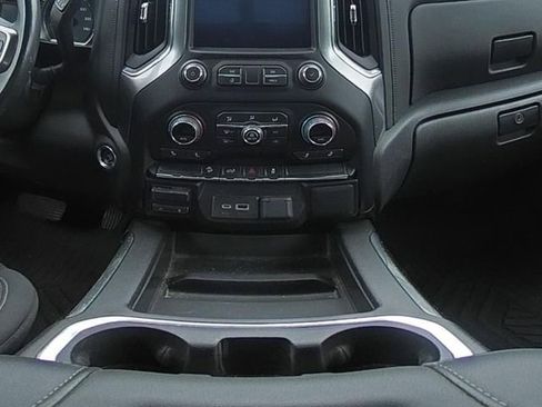 Used 2021 Chevrolet Silverado 1500 LT Trail Boss w/ Bed Protection Package AWD/4WD image 24