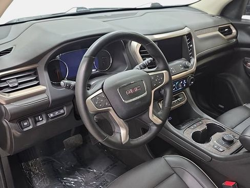 Used 2023 GMC Acadia Denali AWD/4WD image 16