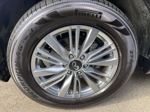 Used 2021 INFINITI QX80 Luxe w/ Cargo Package image 12