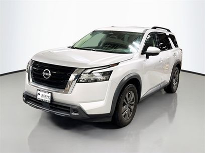 Used 2022 Nissan Pathfinder SV