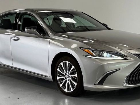 Used 2019 Lexus ES 350 w/ Premium Package FWD image 4
