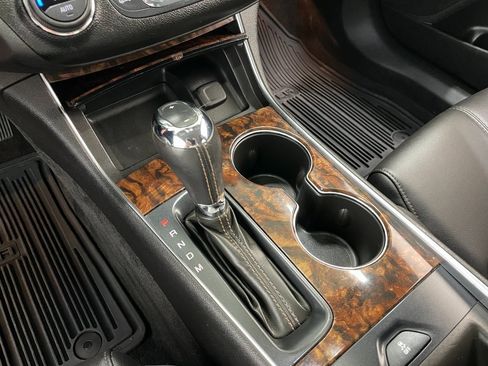 Used 2014 Chevrolet Impala LT w/ Convenience Package image 29