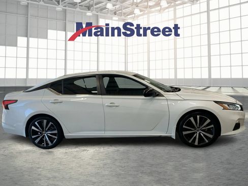 Used 2022 Nissan Altima 2.5 SR image 6