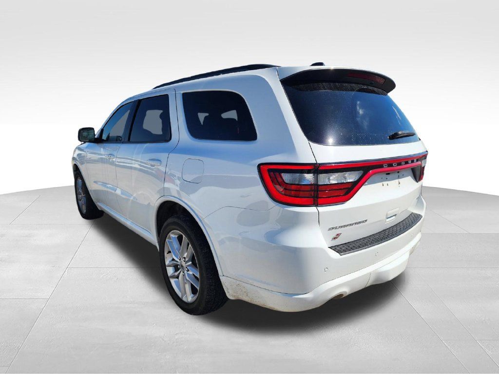 Used 2024 Dodge Durango GT AWD/4WD image 3