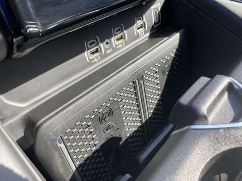 Used 2026 RAM 1500 Laramie w/ Night Edition AWD/4WD image 33