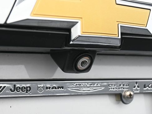 Used 2022 Chevrolet Traverse LS image 33