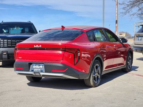 New 2026 Kia K4 LXS image 4