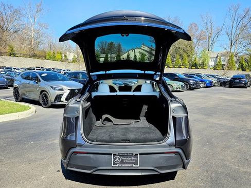 Used 2026 Tesla Model Y Long Range AWD/4WD image 10