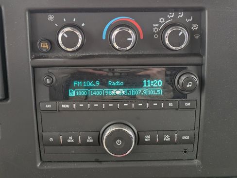 Used 2024 GMC Savana 2500 w/ Driver Convenience Package RWD image 17