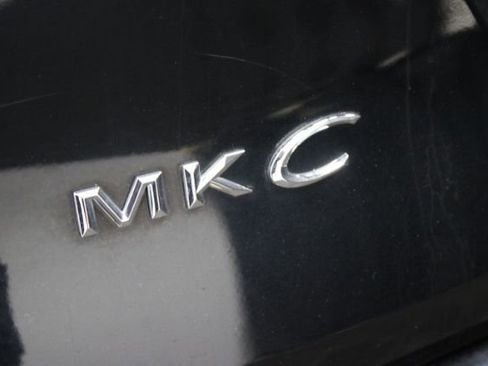 Used 2017 Lincoln MKC Reserve image 8