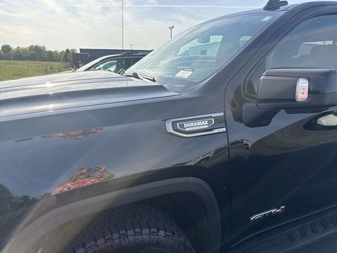 Certified 2022 GMC Sierra 1500 AT4 w/ AT4 Premium Package image 37