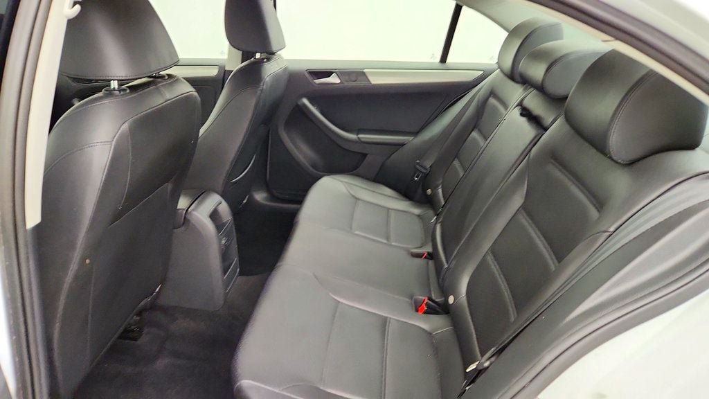 Used 2018 Volkswagen Jetta SE FWD image 20