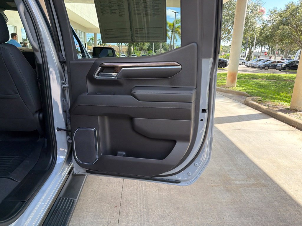 Used 2024 Chevrolet Silverado 1500 RST RWD image 38
