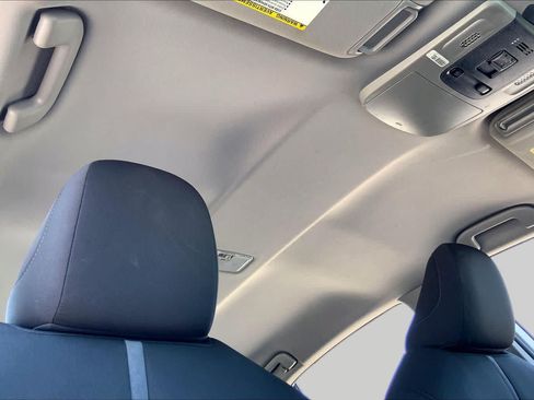 Used 2021 Toyota Camry LE FWD image 14