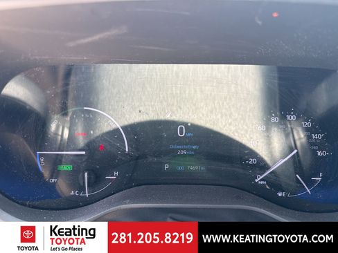 Certified 2023 Toyota Sienna LE FWD image 16