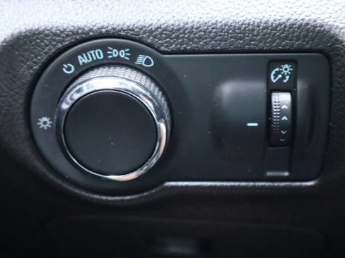 Used 2016 Chevrolet Cruze LS FWD image 28