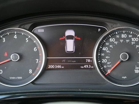 Used 2012 Volkswagen Touareg VR6 AWD/4WD image 27